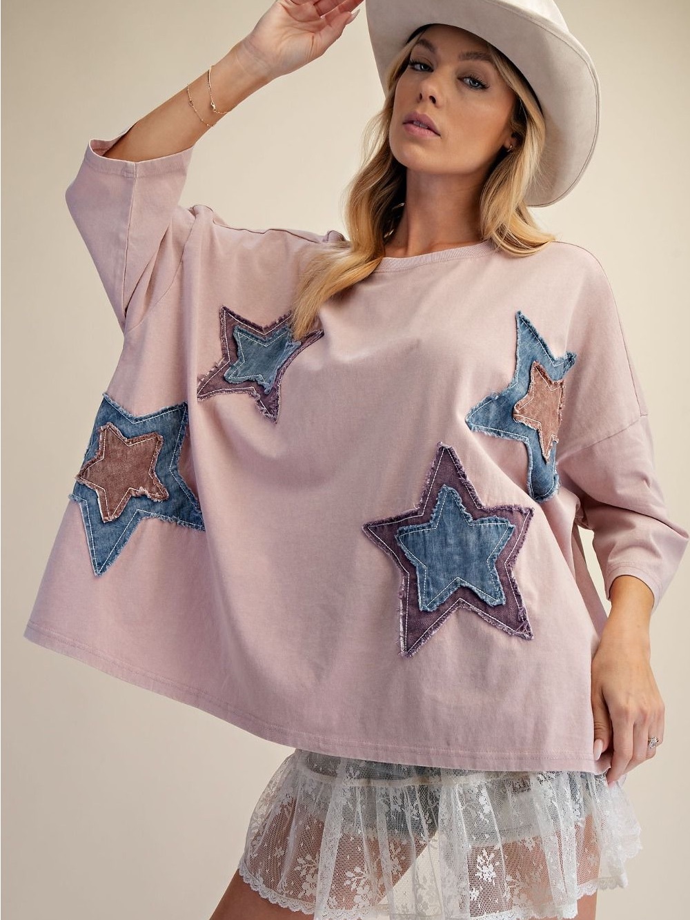 #276 New! Oversized Star Appliqué  Top